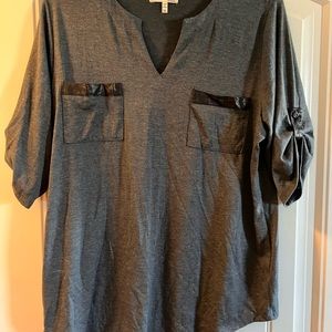 Gray 3/4 sleeve Top